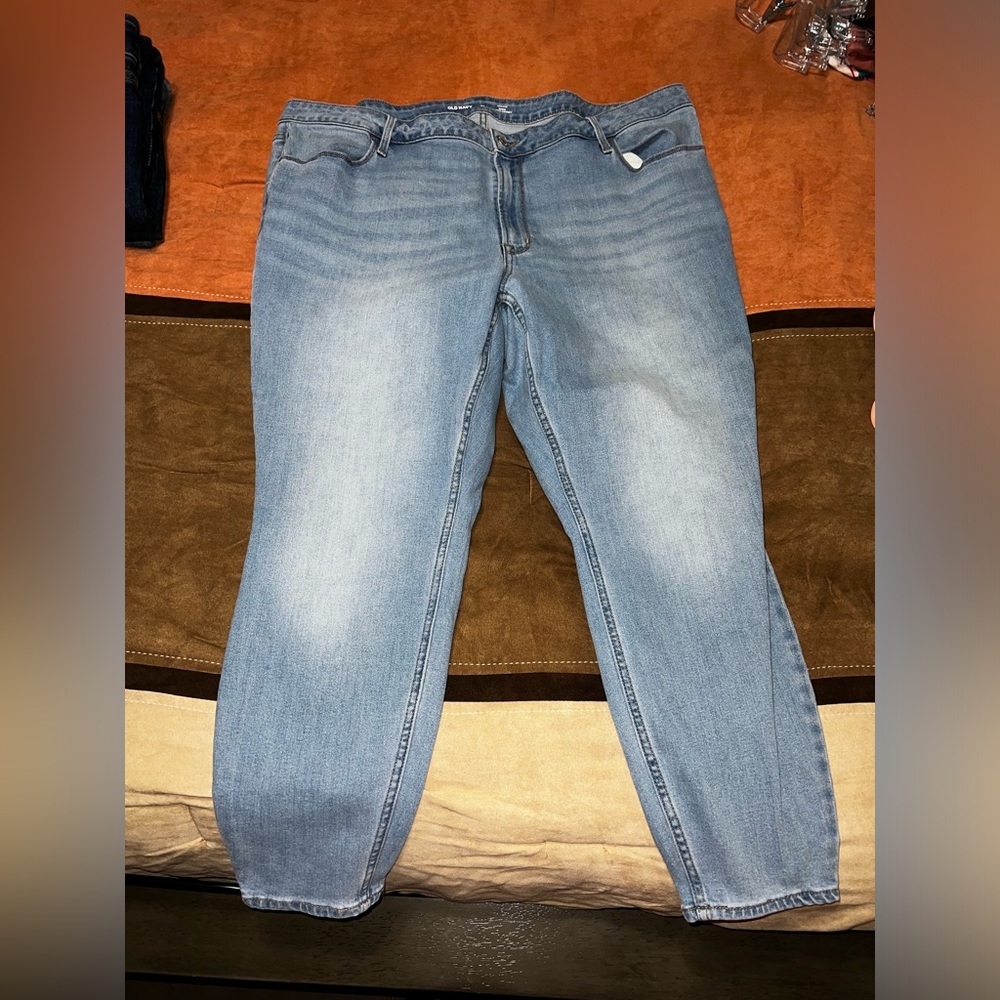 Women’s Old Navy High-Rise WOW Super Skinny, size 22 short